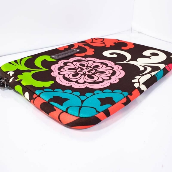 Vera Bradley "Lola" Tablet Sleeve - Picture 4 of 7